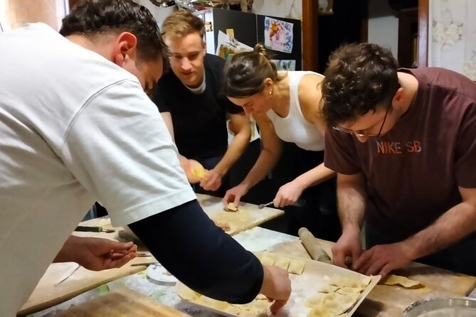 Authentic Bologna Home Cooking Class: Tagliatelle & Tortellini - A Bologna kitchen class led by Irene and the family rhythm