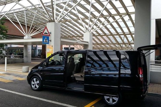 Bologna Airport transfer - Language and Communication: English Support That Helps in Real Life