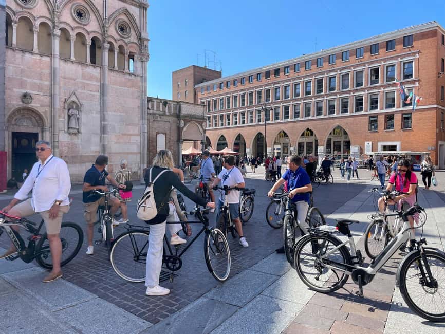 BOLOGNA BIKE TOUR - Where you meet: Slow Emotion and a bike-ready start