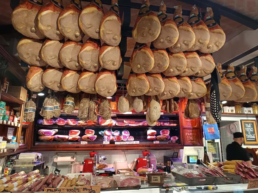 Bologna by night: Food, wine, spritz and fun - Price and what you’re really paying for