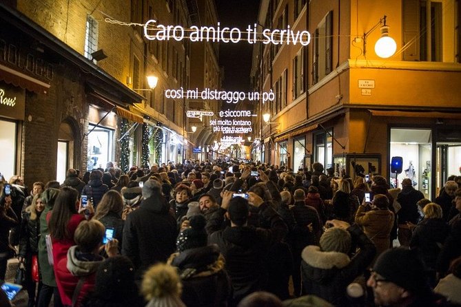 Bologna By Night Walking Tour - Quadrilatero tasting streets: wine and cold cuts on the move