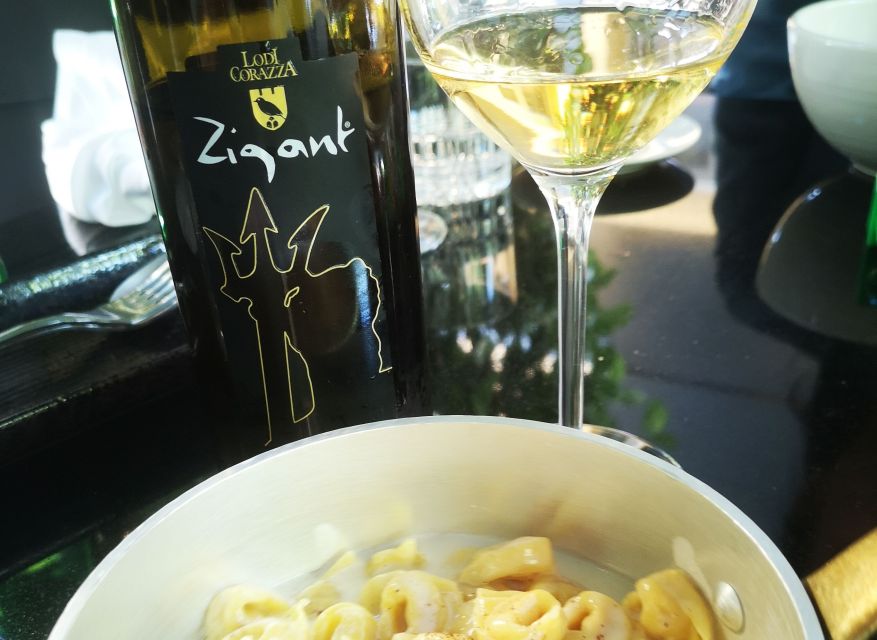 Bologna: City Center Guided Wine Walking Tour - Key highlights at a glance