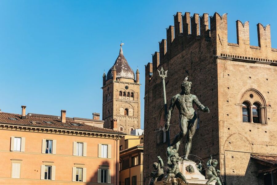 Bologna: City Center Walking Tour - Starting at Neptune: how the route sets your Bologna rhythm