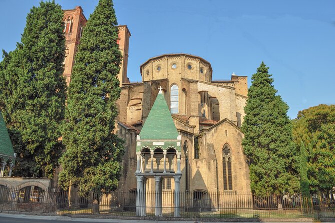 Bologna: City Walk with Audio Guide in 7 Languages on your Phone - Price and value: why this works for $9-ish