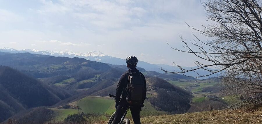 Bologna: E-Bike Guided Tour with Aperitivo - What to pack, and how weather can change your route