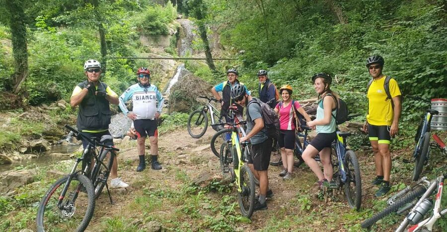 Bologna: E-Bike Guided Tour with Aperitivo - Pedal out of town: views, secret spots, and guided context