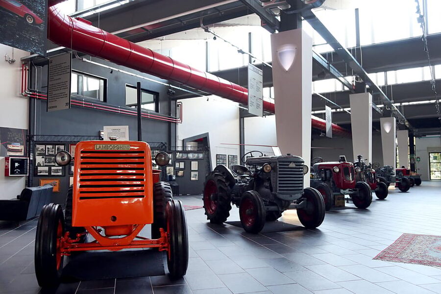 Bologna: Ferruccio Lamborghini Museum Entry Ticket - Miura SV and the Espada: the cars people talk about for a reason