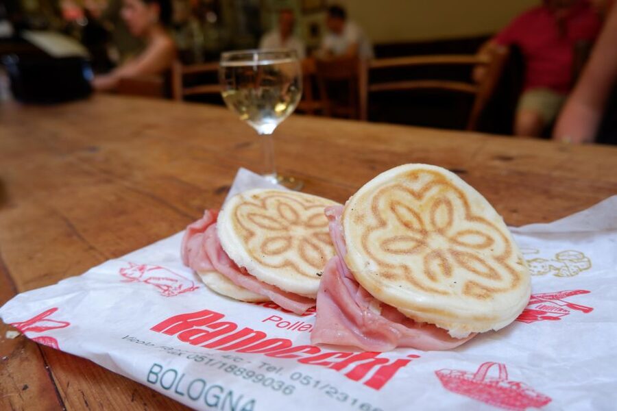 Bologna: Guided Food Markets Tour - Quadrilatero: the market maze where you learn how locals snack
