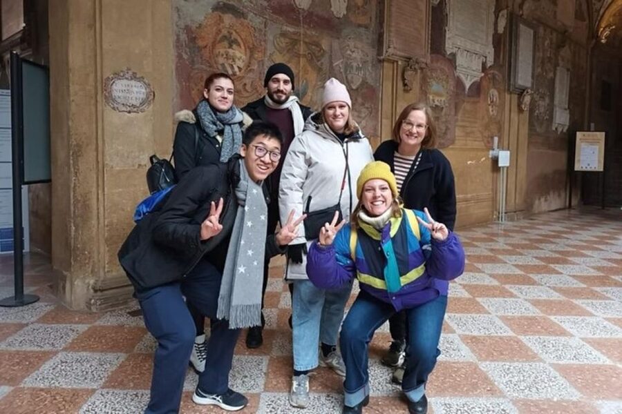 Bologna : Historic Center Walking Tour - Why a 2-hour Historic Center Walk is the smart Bologna move