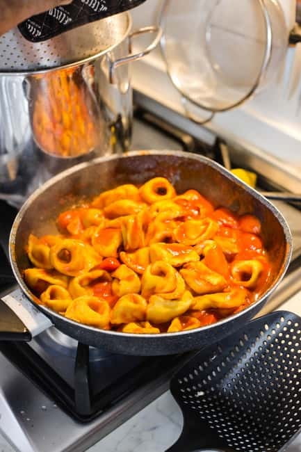 Bologna: In-Home Italian Pasta Making Workshop with Wine - Tortelloni and Tagliatelle: The Real Skill You Take Home