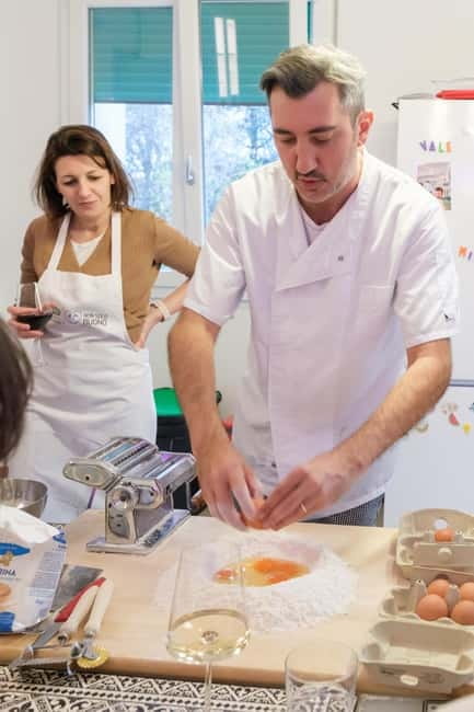 Bologna: In-Home Italian Pasta Making Workshop with Wine - Dinner by Candlelight: Family-Style Eating After Cooking
