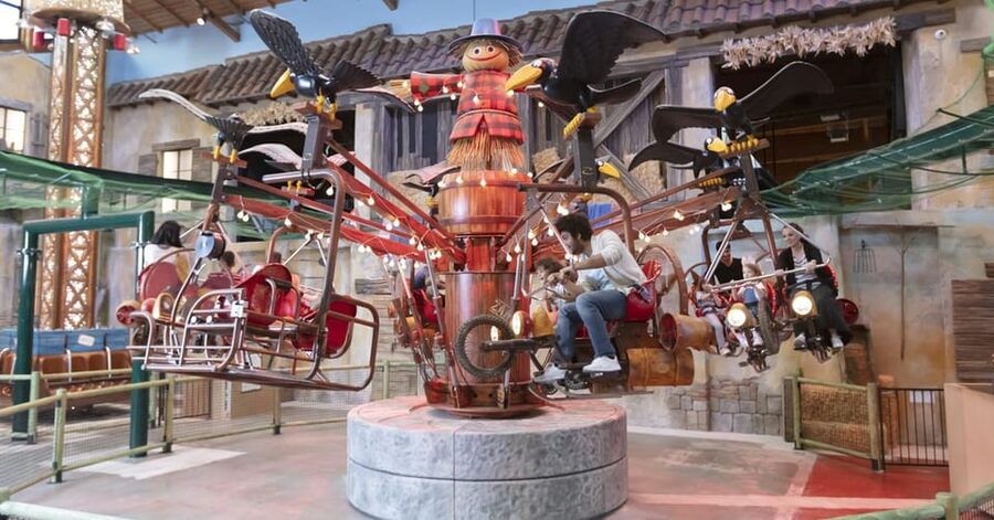 Bologna: Luna Farm Amusement Park Family Entry Ticket - Food, snacks, souvenirs, and party spaces for real family breaks