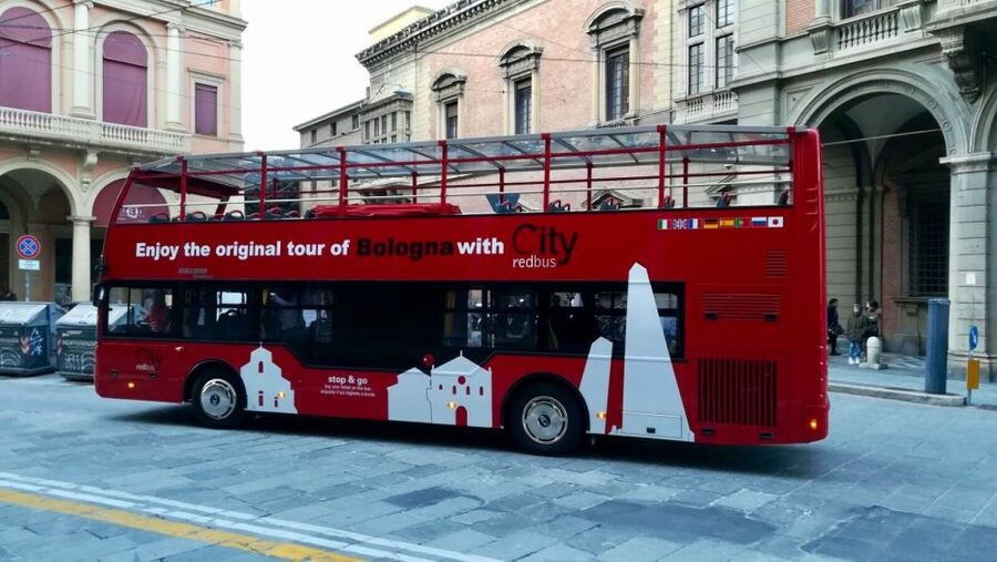 Bologna: Open Bus City Tour and Local Food Tasting - Who this tour suits (and who should skip it)