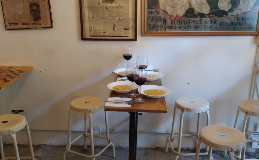 Bologna: Pasta Secrets Cooking Class with Local Expert - Who Should Book This Bologna Pasta Secrets Class