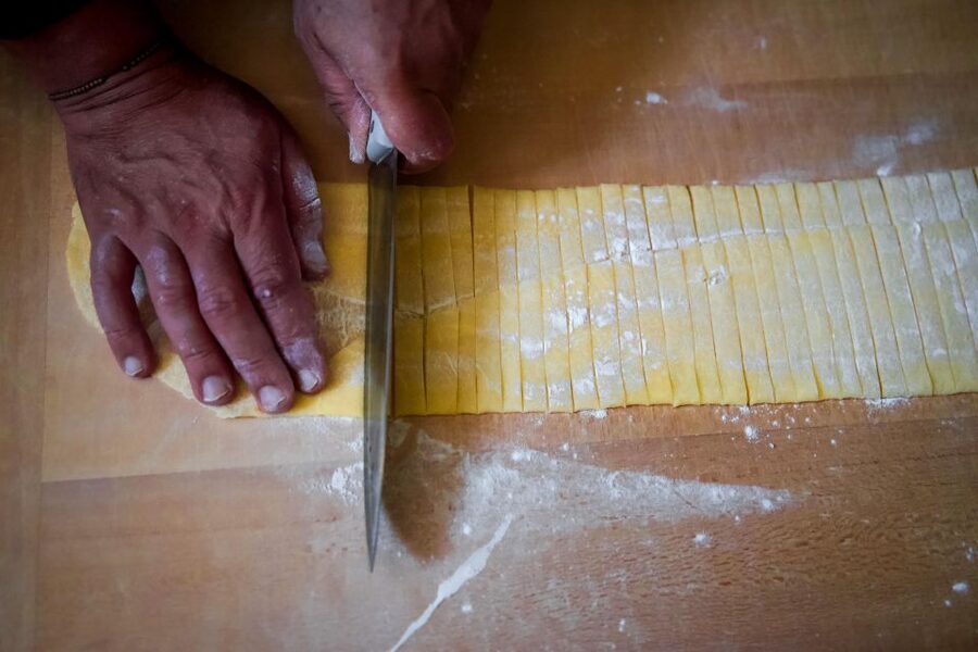 Bologna: Pasta Tagliatelle al Ragu Cooking Class with Wine - Your Lunch Isn’t a Side Quest: How the Courses and Wine Work