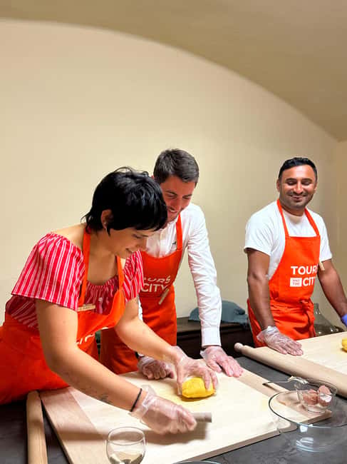 Bologna: Pasta Tagliatelle Ragu Cooking Class with Spritz - Bologna Tagliatelle and Spritz: what this class nails
