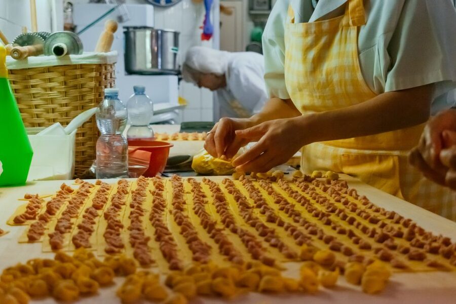 Bologna: Private Food Walking Tour with Tastings - Who should book this Bologna private food tour