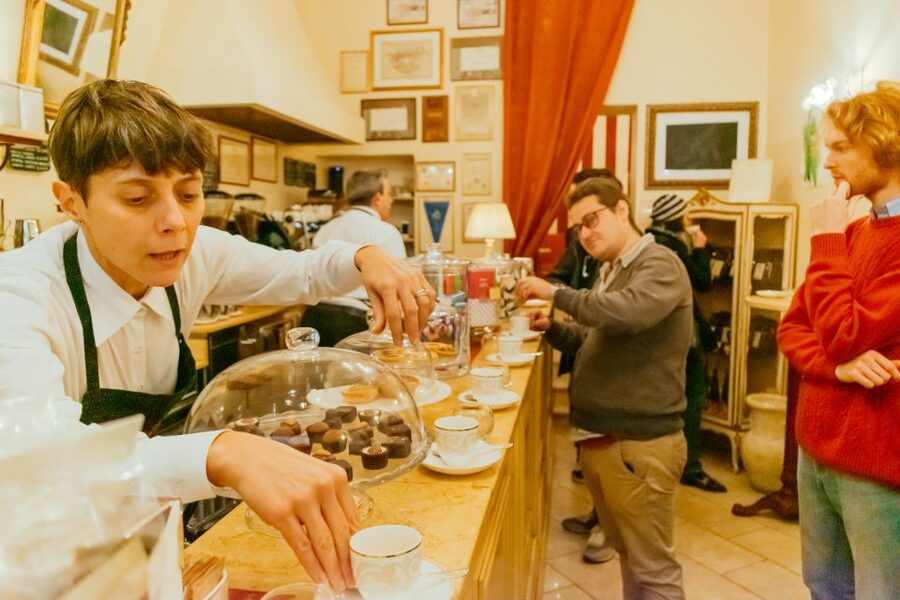 Bologna: Private Food Walking Tour with Tastings - Meeting at Pollo e Patate Pollomino and getting your bearings