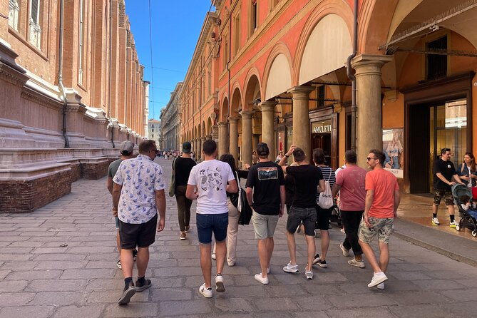 Bologna: Walking Food Tour and Highlights with a Local Guide - Tagliatelle al ragù: the pasta stop that carries the tour