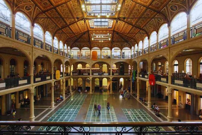 Bologna Walking Tour with Audio and Written Guide - Stop 3: Piazza Maggiore—Bologna’s working heart, not just a postcard