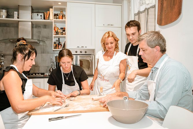 Cesarine: Market Tour & Cooking Class at Local's Home in Bologna - Inside the chef’s home: what “private” really feels like