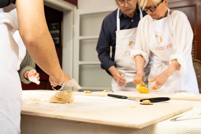 Cesarine: Small group Pasta and Tiramisu class in Parma - The Welcome Aperitivo: Prosecco and Snacks Before the Cooking Starts