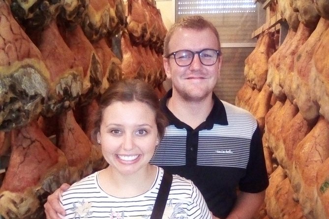 Discover Parma foods with Laura - Producer visit: Parmigiano cheese where the craft is aging, not magic