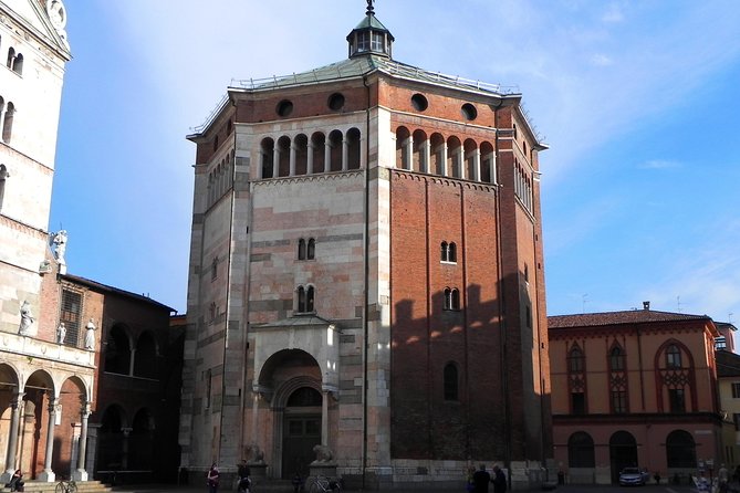 Entrance Torrazzo + Baptistery + Diocesan Museum - Where it starts (and why the meeting point helps)