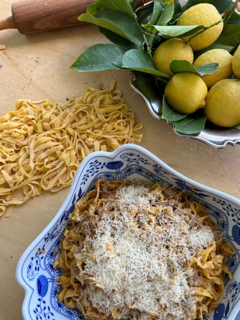Felsina Culinaria - The Bolognese Cooking Class - Wine pairing, dessert, and the small extras that change the day