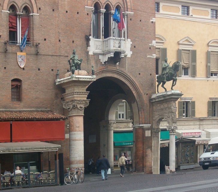 Ferrara: 2-Hour City Center Walking Tour - Piazza Cattedrale and Saint George Cathedral: Romanesque-Gothic in your line of sight