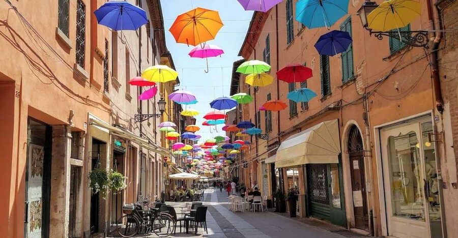 Ferrara: Guided City Highlights Walking Tour - Why Ferrara’s UNESCO layout makes a short tour work