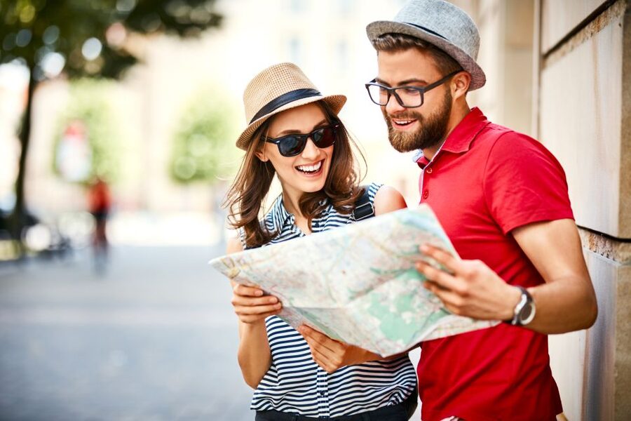 Ferrara: Guided City Highlights Walking Tour - Languages, guide quality, and what “certified” means for you