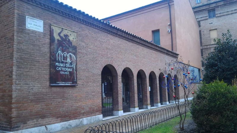 Ferrara: Medieval Ferrara and the Jewish Ghetto Walking Tour - Medieval business lanes and the Jewish ghetto: history you can walk through