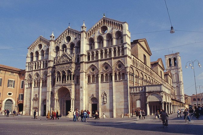 Ferrara Private Walking Tour - Frescoed Churches and Palaces: The Walk You’ll Remember After the Photos
