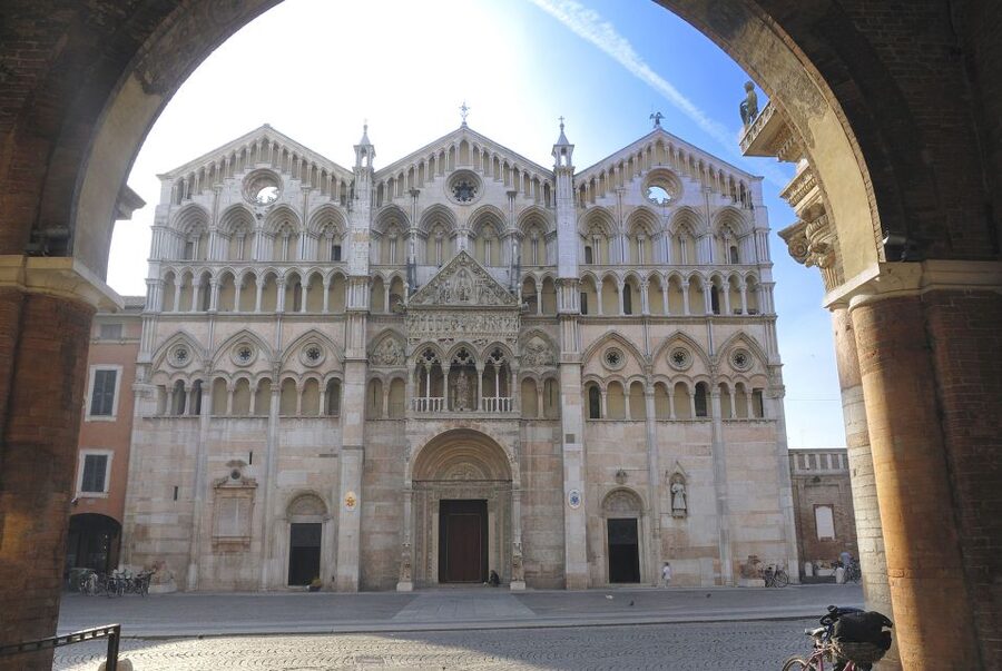 Ferrara: Private Walking Tour with Local Guide - Key things to know before you go