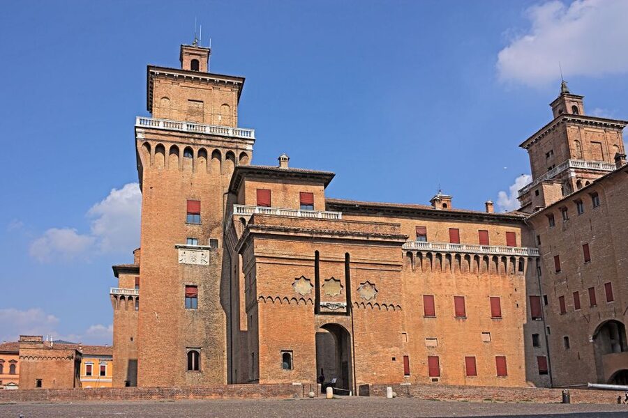 Ferrara: Private Walking Tour with Local Guide - Through the Jewish Ghetto: streets with meaning, not just photos