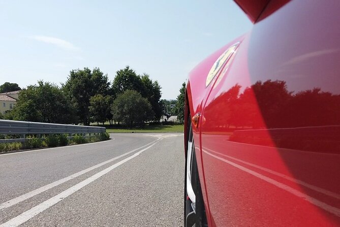 Ferrari 488 Private Test Drive in Maranello - Choosing your driving minutes: quick thrill or longer rush