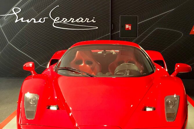 Ferrari World: Museums, Factory tour, Simulator,private transport - The 10-minute Ferrari simulator: good for a thrill taste, not a long session