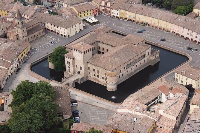 Fontanellato: a castle and a labyrinth in Parma countryside - Rocca Sanvitale di Fontanellato: the moat fortress and Parmigianino connections
