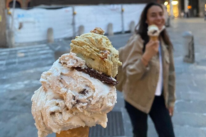 Gelato Crawl Tour Bologna: See Italy's Food Capital in a New Way - Bolognese-style vs gourmet: the tasting lesson you’ll carry home