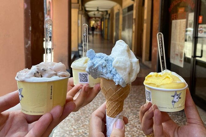 Gelato Crawl Tour Bologna: See Italy's Food Capital in a New Way - Four gelato stops in about two hours: the rhythm of the tasting