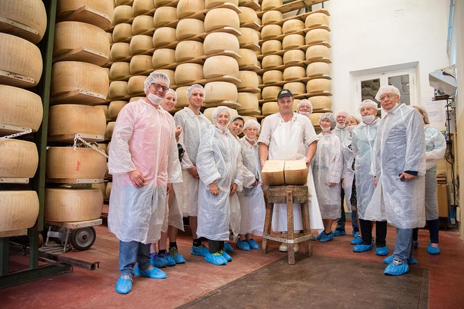 Guided group tour TastyBus: Parmesan Cheese and Parma Ham - Key highlights to know before you go