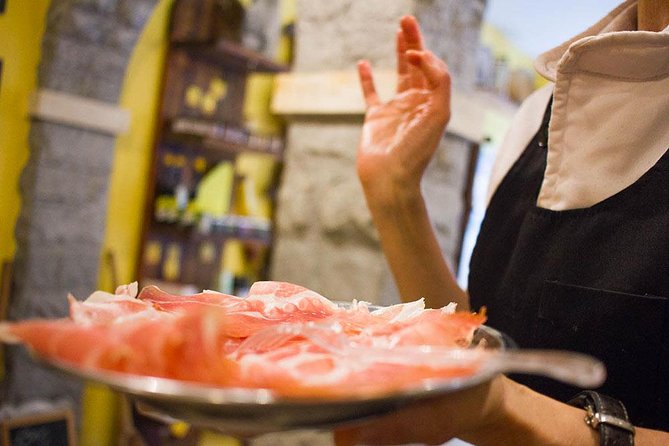 Intimate Parma Food Tour: Market & Local Artisans (Max 8) - Walking logistics: 3 km, but with a smart rhythm