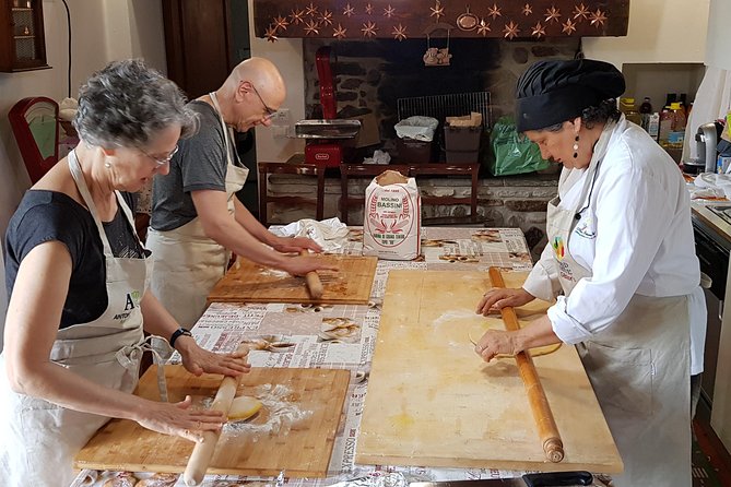 Lezione con Chef di Cucina Tradizionale Bolognese - Pinza bolognese and raviole: the desserts that make you slow down