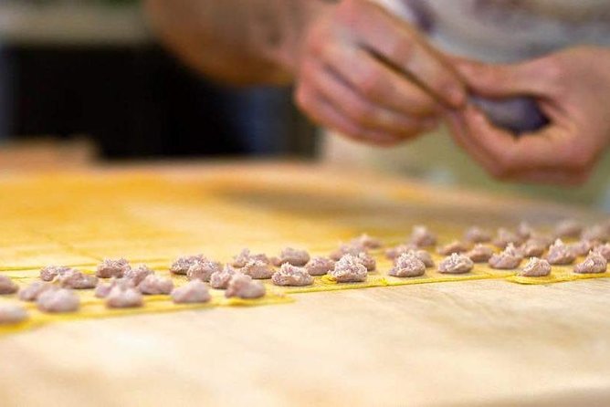 Make Homemade Pasta in Bologna with Professional Pasta Maker, Pio - A Bologna home kitchen instead of the tourist restaurant line