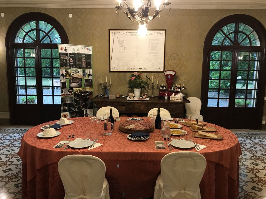 Modena: Balsamic Lunch with Vinegar Cellar Tour and Tasting - Who should book this balsamic lunch tour