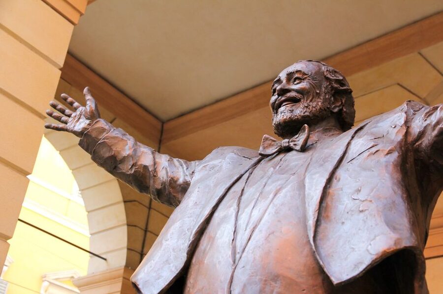 Modena: Casa Museo Luciano Pavarotti Entry Ticket - Casa Museo Pavarotti: a Modena stop for the real man, not the legend
