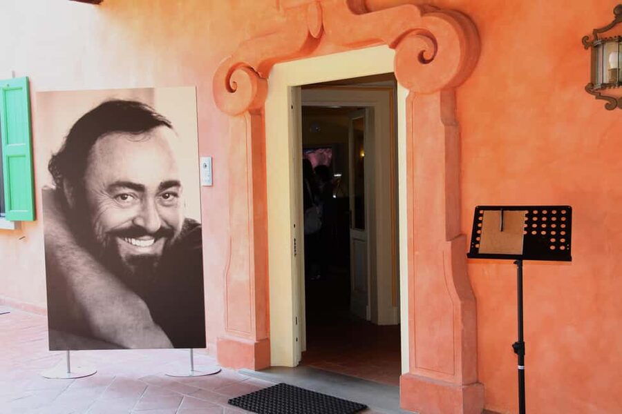 Modena: Discover Ferrari Museum & Pavarotti land - Maranello Ferrari Museum: Land of the Reds in motion