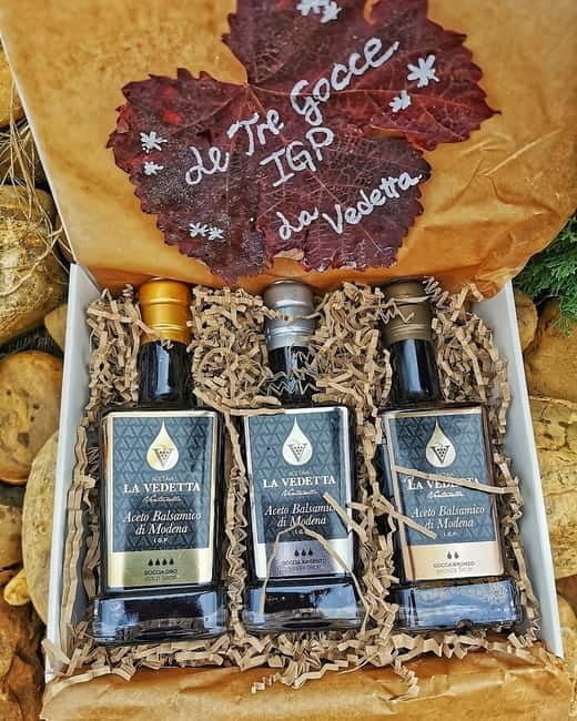 Modena: Guided Balsamic Vinegar Cellar Tour & Optional Meal - The real production lesson: from grapes to barrel batteries