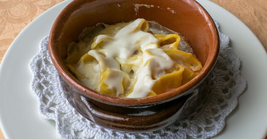 Modena: Private 4-Course Meal and Demo at a Local's Home - Key highlights before you go
